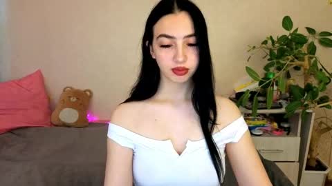 Alena online show from May 18, 5:24 am