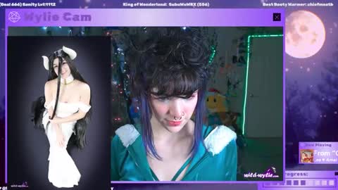 Snapshot of wildwylie chatting on December 11, 3:02 am Wylie Wanderlust online show from December 11, 3:02 am