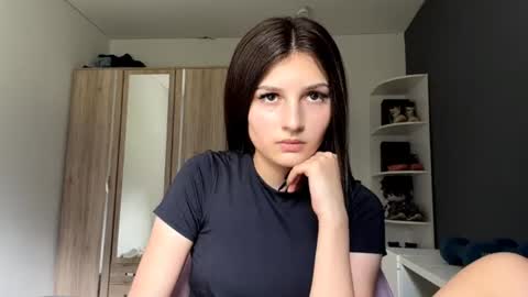 Mari online show from July 9, 12:40 pm
