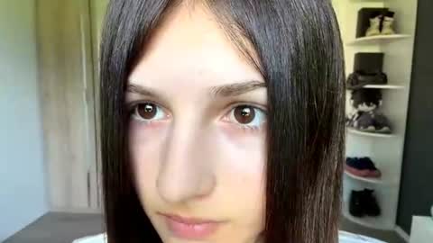 Mari online show from June 18, 9:14 am