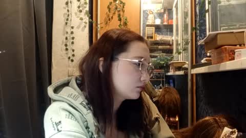 Phoebe online show from February 11, 8:43 pm