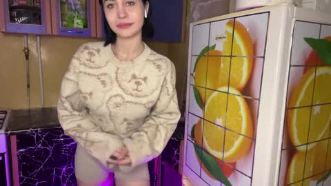 Kira online show from May 4, 6:22 pm