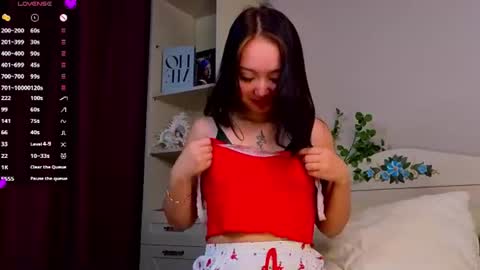 Mary online show from July 3, 1:33 am