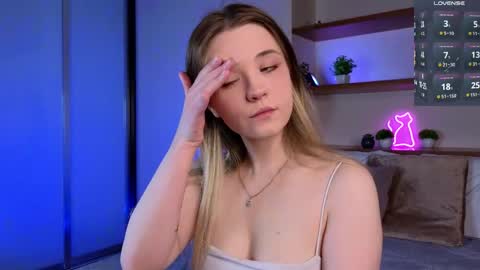 Mary online show from May 23, 2:48 pm