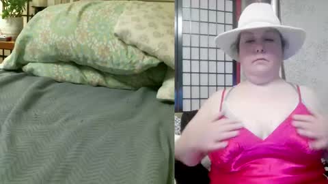 Winnie online show from May 21, 3:37 am