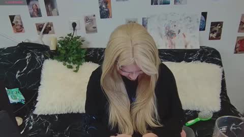 winstyxt online show from October 8, 2:32 pm