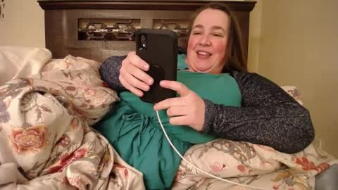 Annie online show from December 11, 4:49 am