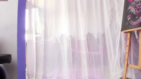     Luna Violeta  A r t i s t  online show from December 31, 5:51 pm