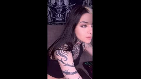 witchshadows online show from December 11, 7:14 pm