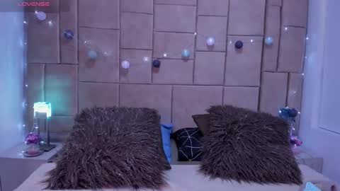 Andrea  online show from September 17, 5:27 am