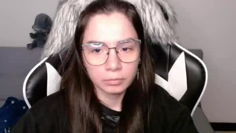 Alex online show from November 24, 4:03 am