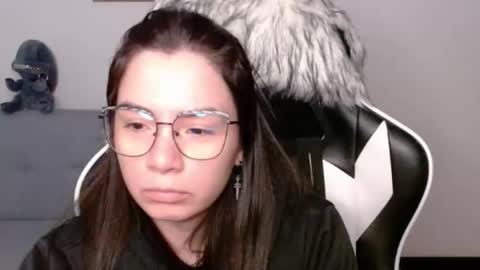 Alex online show from November 28, 4:26 am