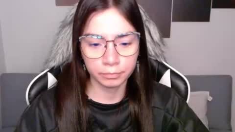 Alex online show from October 10, 3:22 am