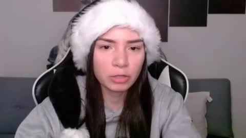 Alex online show from December 25, 3:18 am