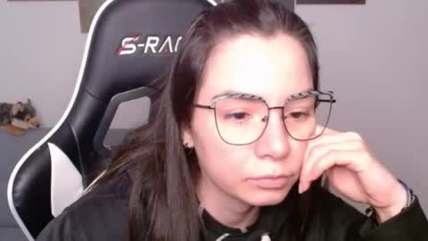 Alex online show from May 18, 1:26 am