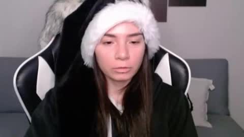 Alex online show from December 15, 5:02 am