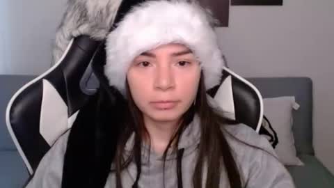 Alex online show from December 22, 9:20 pm