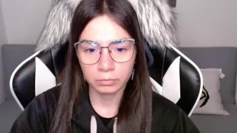 Alex online show from October 23, 3:23 am