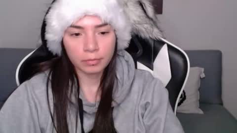Alex online show from December 28, 3:37 am