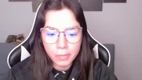 Alex online show from May 19, 1:56 am