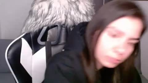 Alex online show from February 7, 2:51 am