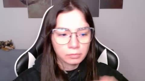 Alex online show from May 3, 1:31 am