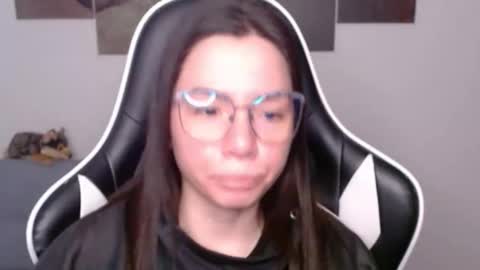 Alex online show from May 25, 1:04 am