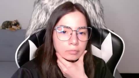 Alex online show from February 10, 2:58 am