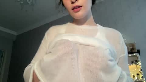 Stia online show from November 17, 11:00 am