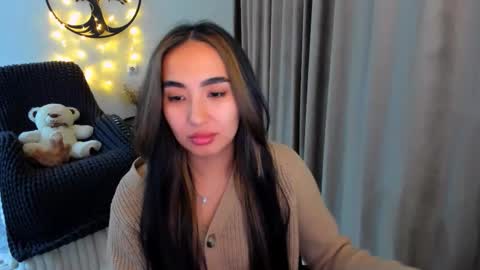 dudetta Kim online show from February 28, 7:02 pm