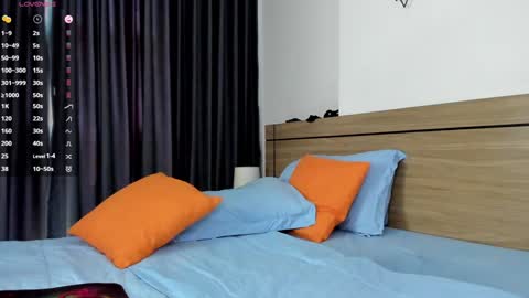 Snapshot of wow__lina chatting on February 8, 4:25 am Hey Im Lina online show from February 8, 4:25 am