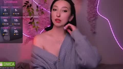 Sue online show from May 18, 5:13 am