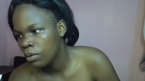 wowamazing2000 online show from October 2, 2:38 am