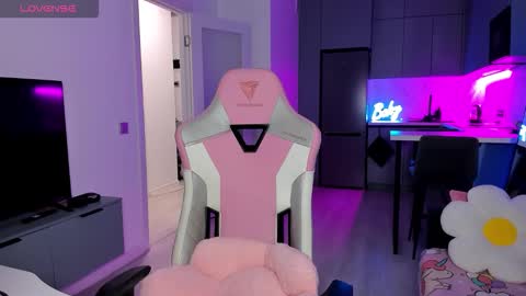 Emi online show from March 16, 4:59 am