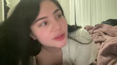 Lili Bunz online show from April 13, 2:02 am