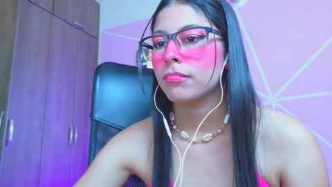 XALLYSONX online show from May 15, 4:43 pm