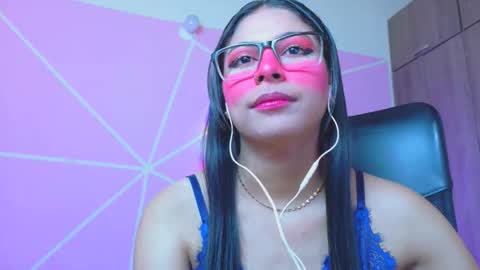 XALLYSONX online show from May 26, 12:26 pm