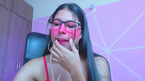 XALLYSONX online show from May 7, 1:26 pm