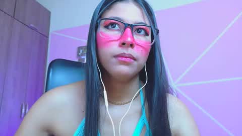 XALLYSONX online show from May 11, 4:04 pm