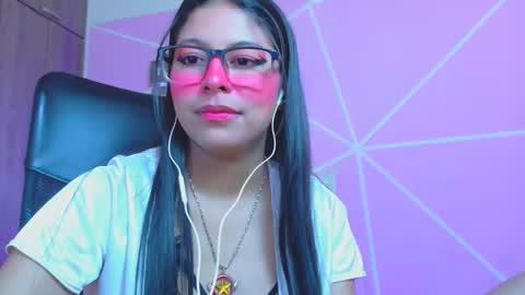 XALLYSONX online show from May 12, 4:13 pm
