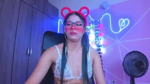 XALLYSONX online show from February 7, 11:34 am