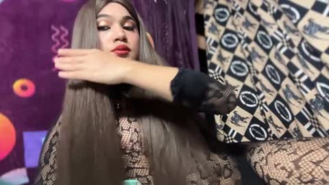 XANDRA  DAN  ALIAH online show from January 12, 5:51 pm