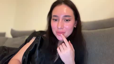 XCuteXbunny online show from October 22, 9:31 pm