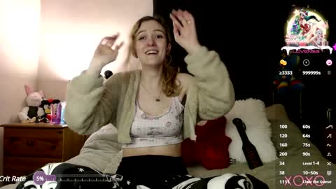 Snapshot of xelliee_rosex chatting on January 12, 8:14 pm EllieeRose online show from January 12, 8:14 pm
