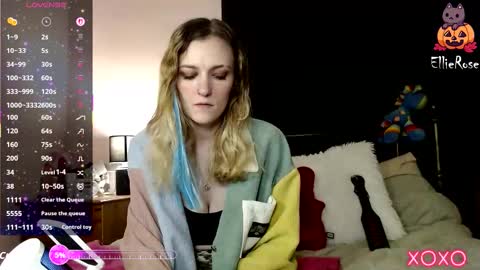 EllieeRose online show from October 25, 12:07 am
