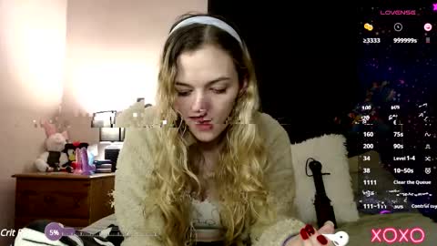 Snapshot of xelliee_rosex chatting on February 24, 6:15 pm EllieeRose online show from February 24, 6:15 pm