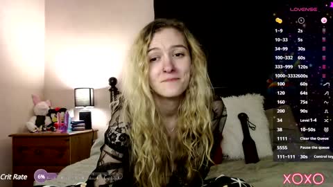Snapshot of xelliee_rosex chatting on February 2, 10:13 am EllieeRose online show from February 2, 10:13 am