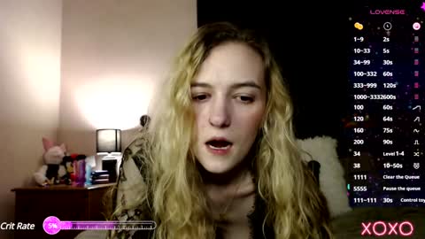 Snapshot of xelliee_rosex chatting on February 2, 12:09 am EllieeRose online show from February 2, 12:09 am