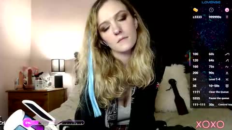 Snapshot of xelliee_rosex chatting on October 5, 7:52 pm EllieeRose online show from October 5, 7:52 pm