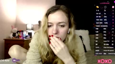 Snapshot of xelliee_rosex chatting on March 3, 11:47 am EllieeRose online show from March 3, 11:47 am